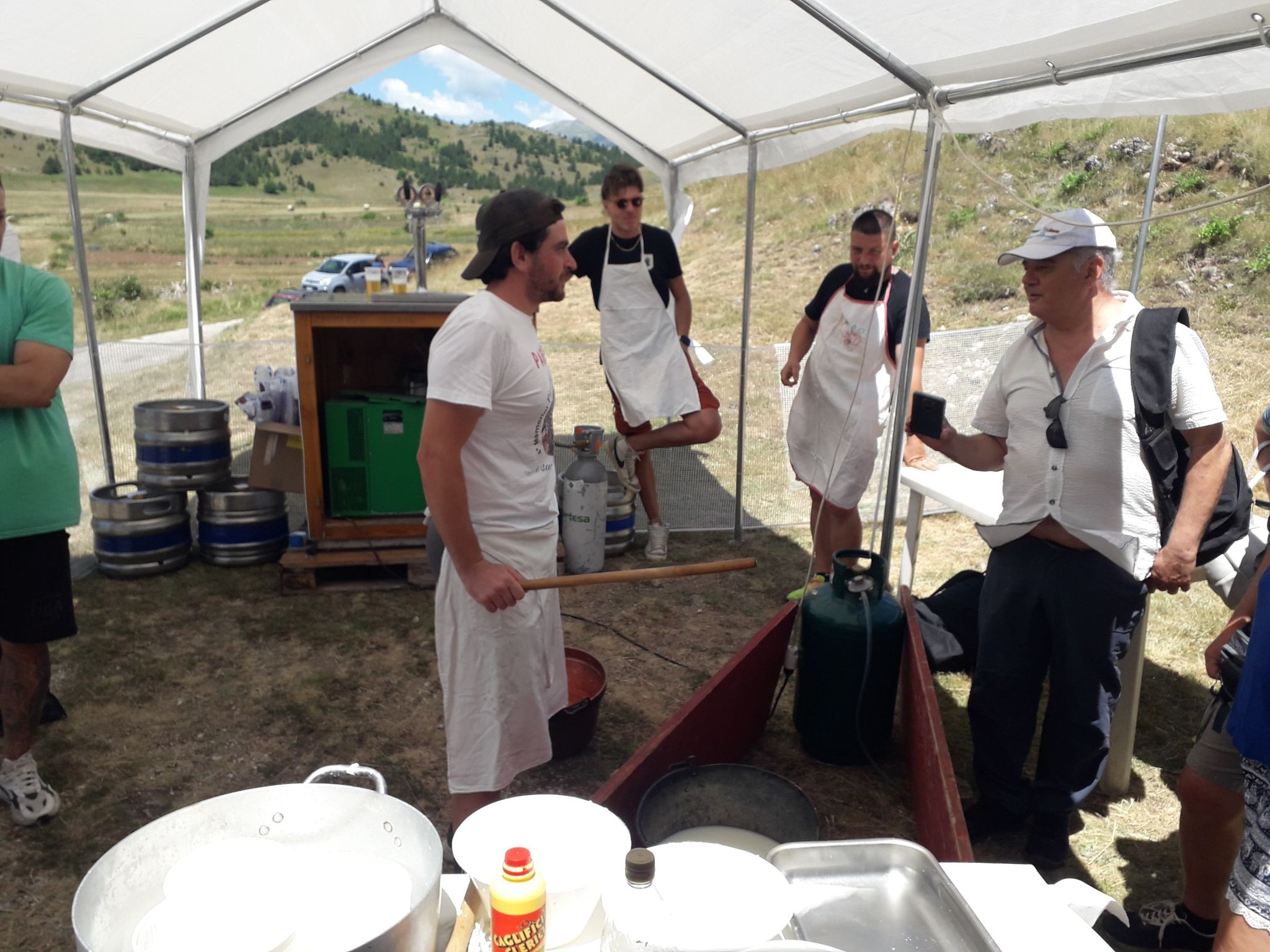 ancescao al pascolo con i pastori