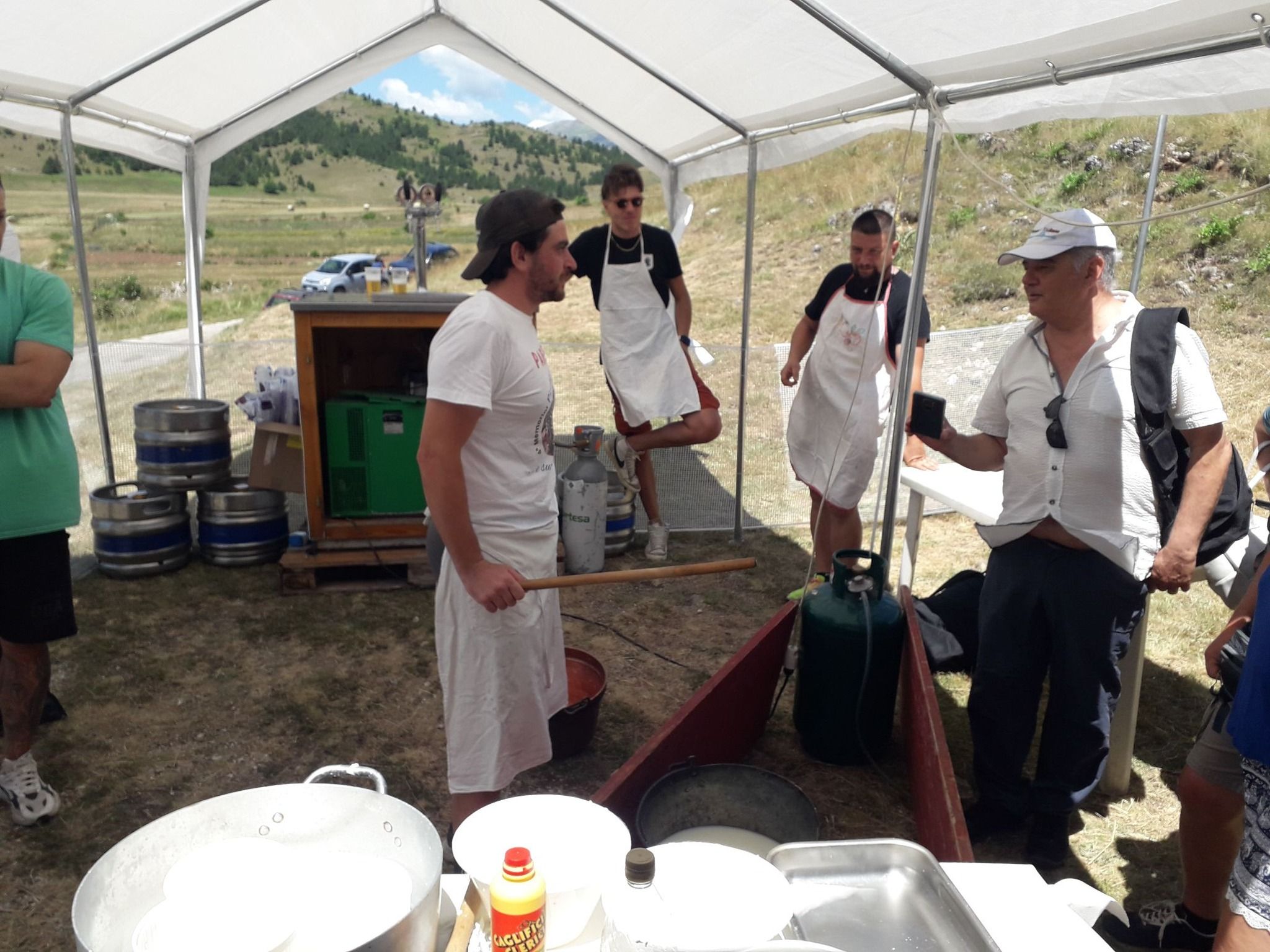 ancescao al pascolo con i pastori